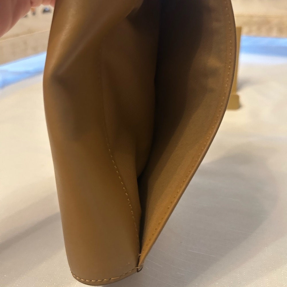 Coach Tan Leather Wallet - Picture 3 of 9